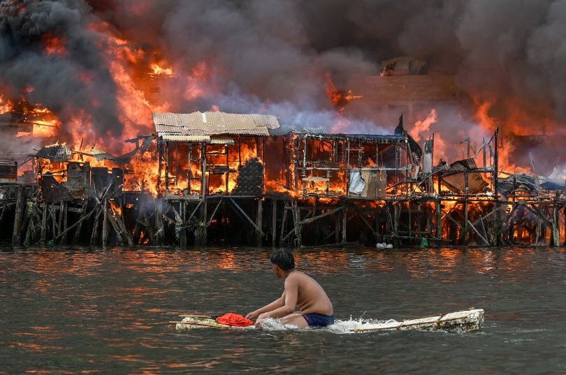 Isla Puting Bato Police Station, Philippines